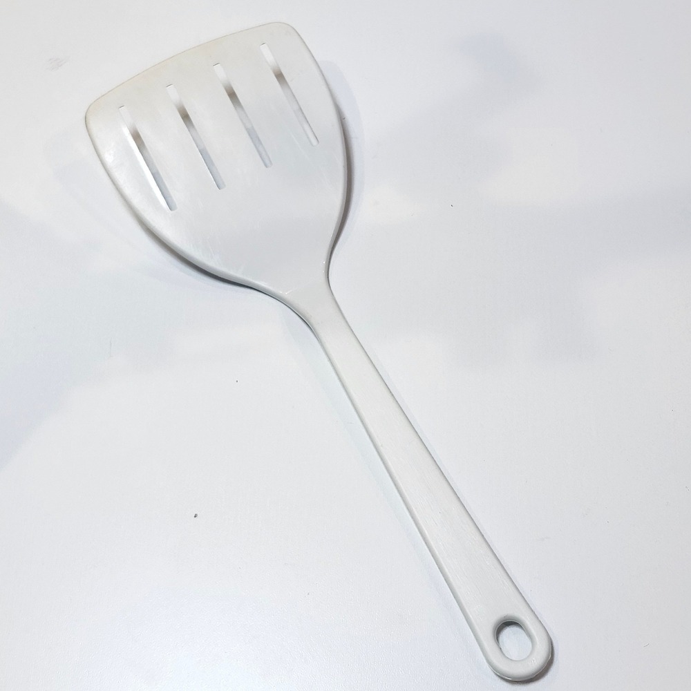Vintage Tailor Made 4 Slot Spatula Turner Flipper Nylon Plastic White 11.5" USA